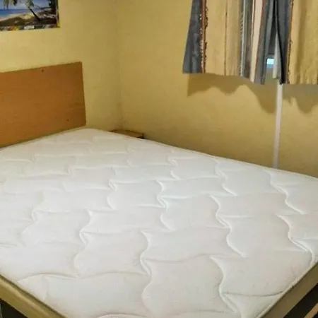 مكان تخييم Baradis