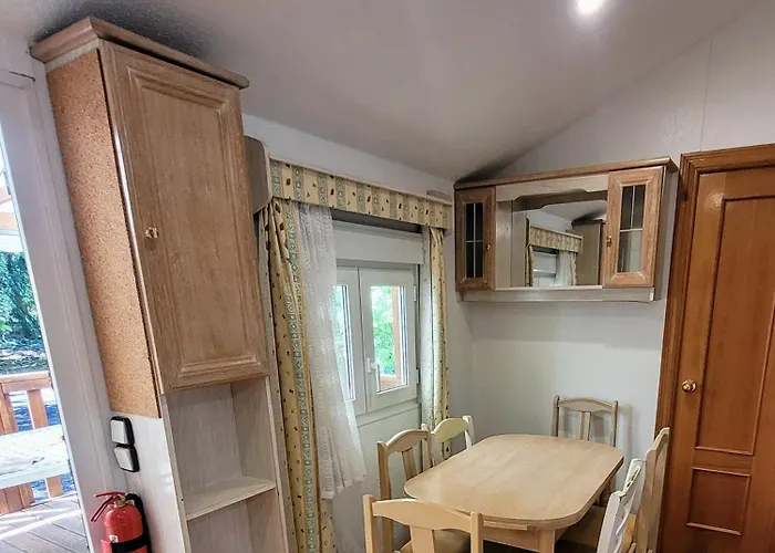 营地 Baradis Commensacq